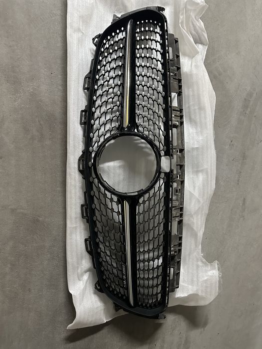 Grill Atrapa Mercedes E klasa w213