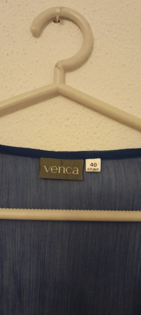 Blusa azul venca