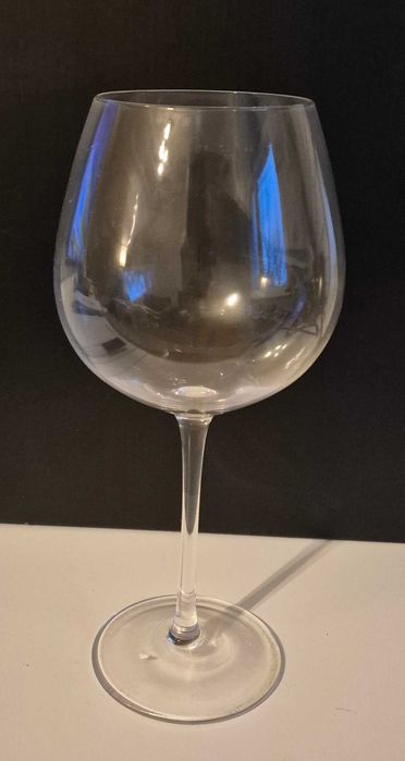 Kieliszki do wina 650 ml. Komplet 4 sztuk. Zestaw prezentowy.