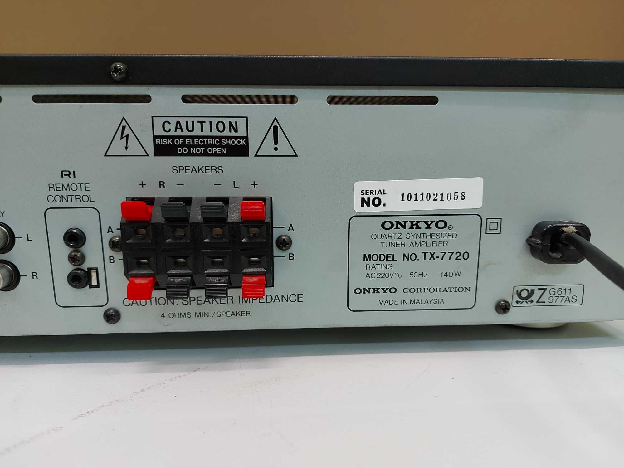 amplituner Onkyo TX-7720