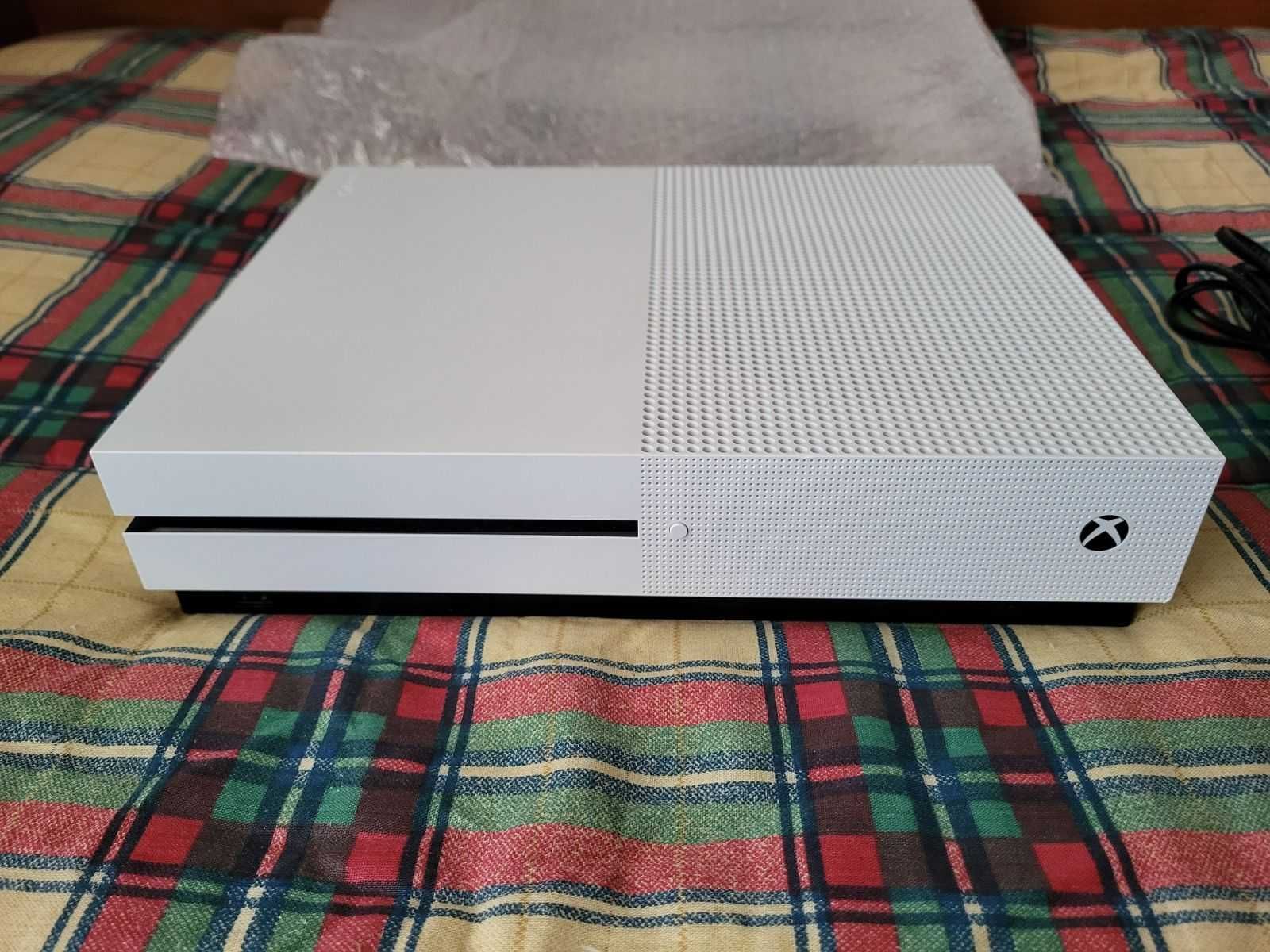 Consola Xbox One S - 1TB - Perfeita S/ Comando