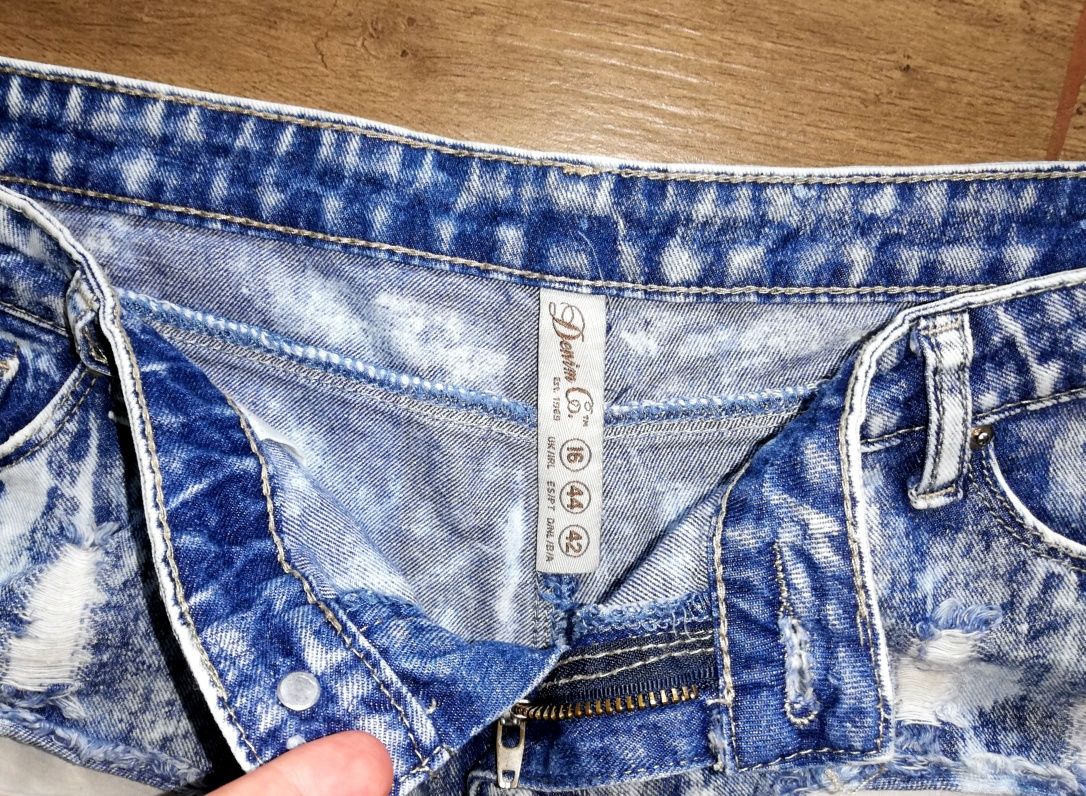 Szorty jeansowe XL - XXL krótkie spodenki przecierane fajne