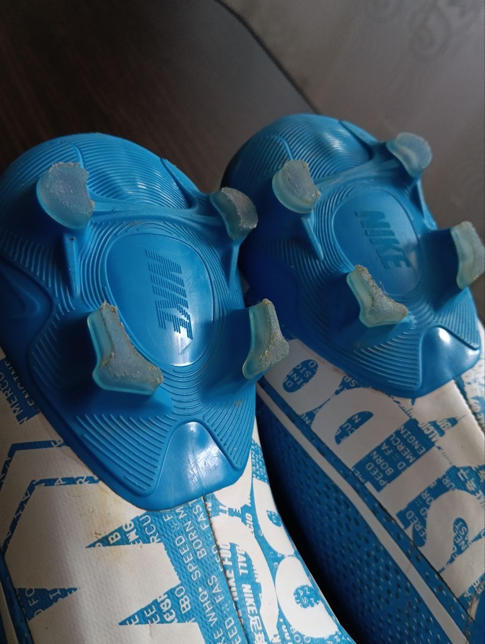 бутсы  футбольные nike