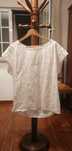 Camisola branca de mulher
