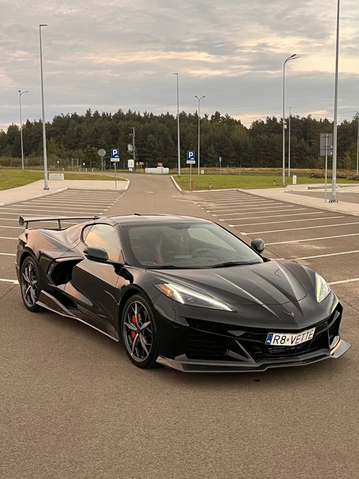 Wynajem Samochodu Do Ślubu Chevrolet Corvette C8