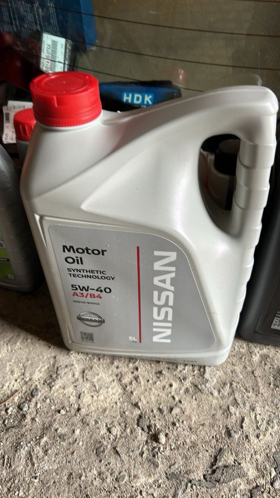 Моторна олива Nissan Motor Oil FS 5W-40