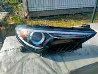 Alfa Romeo Stelvio lampa prawa USA