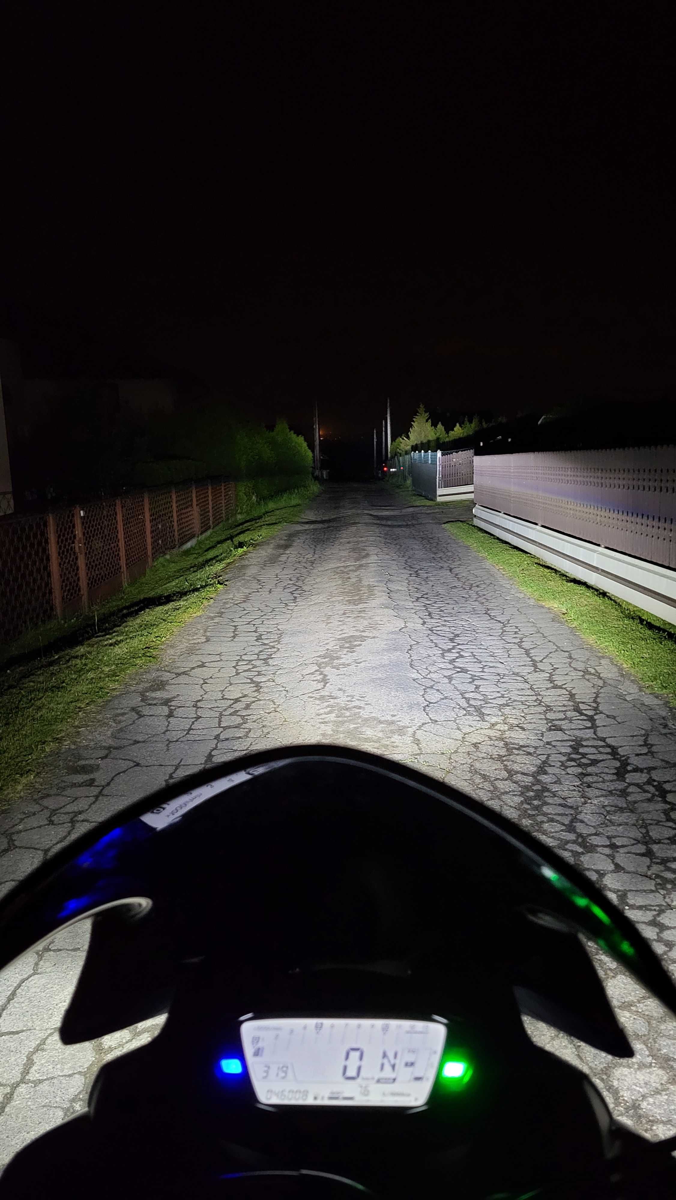 Suzuki gsx s 1000 f
