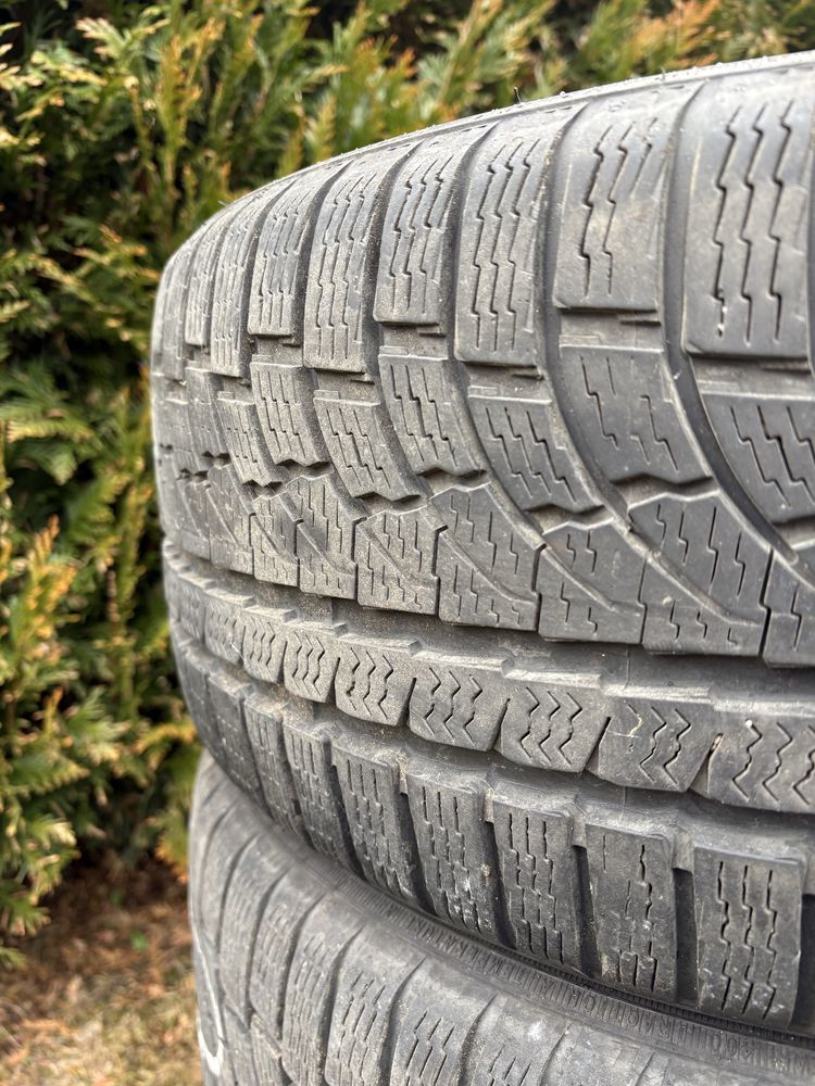 4x Opony zimowe Nokian WR A4 235/45/17 97H XL