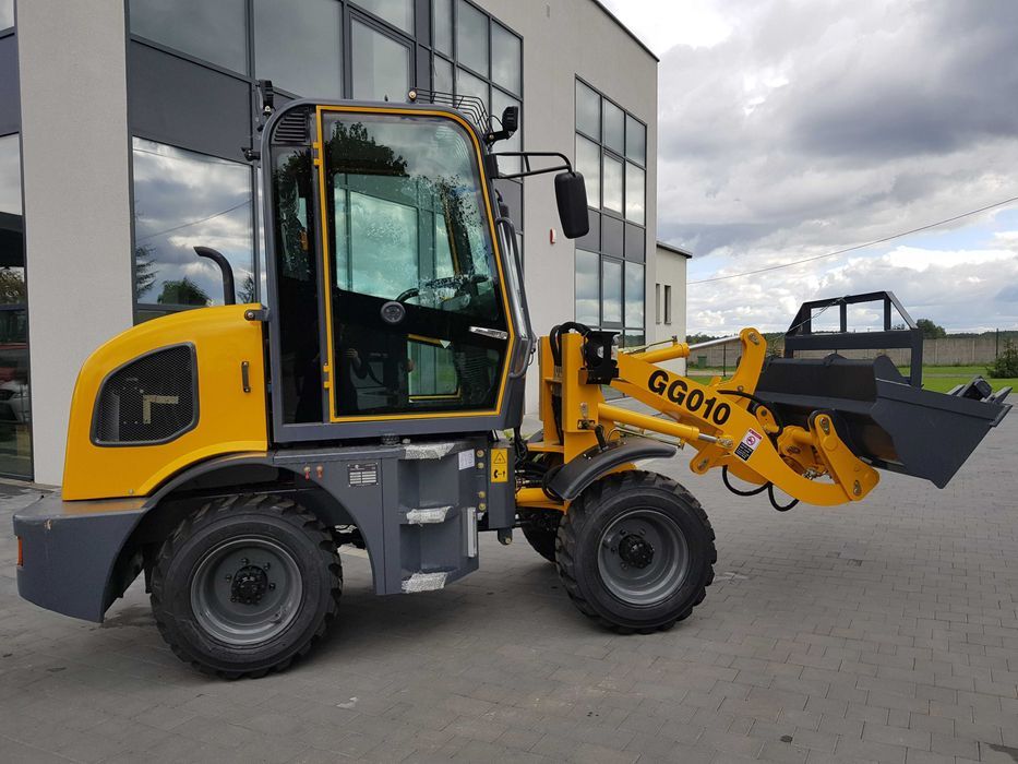ŁADOWNOŚĆ 1000 KG nowa mini ładowarka miniładowarka GG010