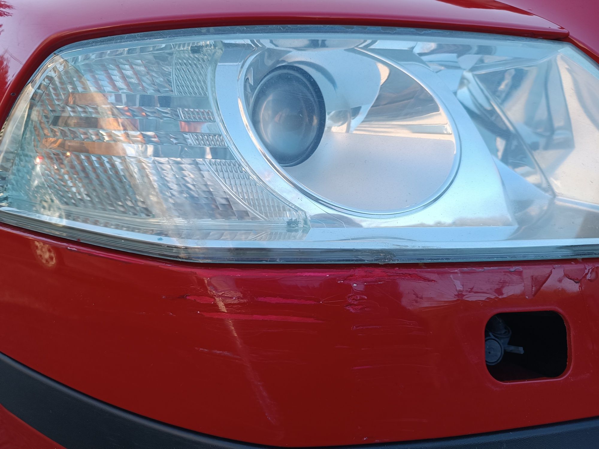 Skoda Octavia II 04-08 - Reflektor Lampa prawy przód Xenon kpl. EUR.