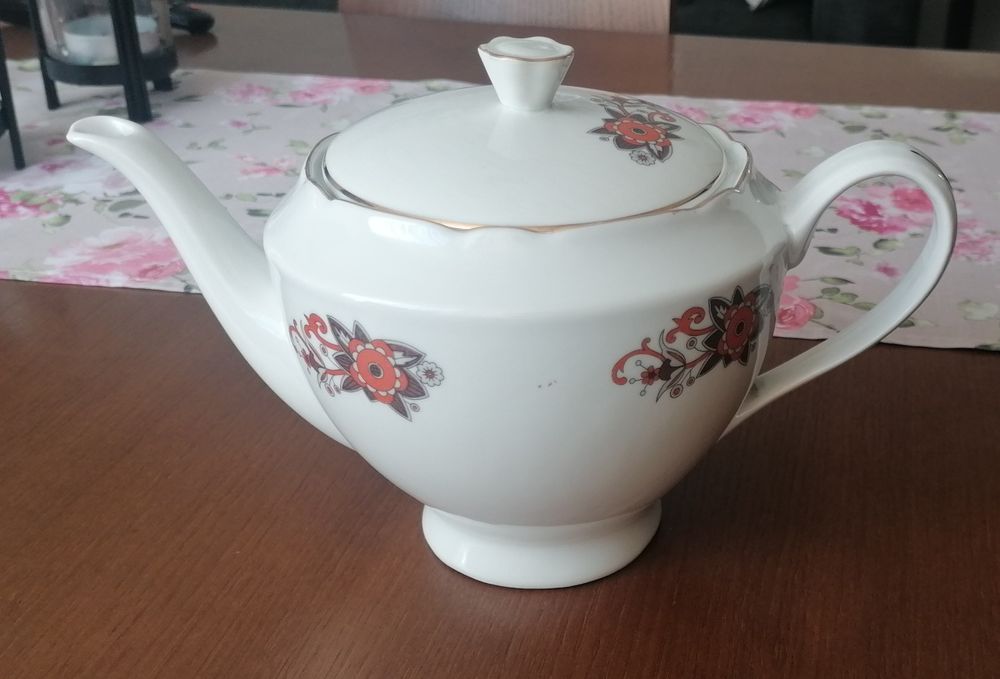 Czajniczek porcelana Ćmielów