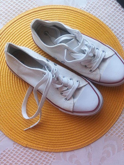 Sprzedam buty damskie