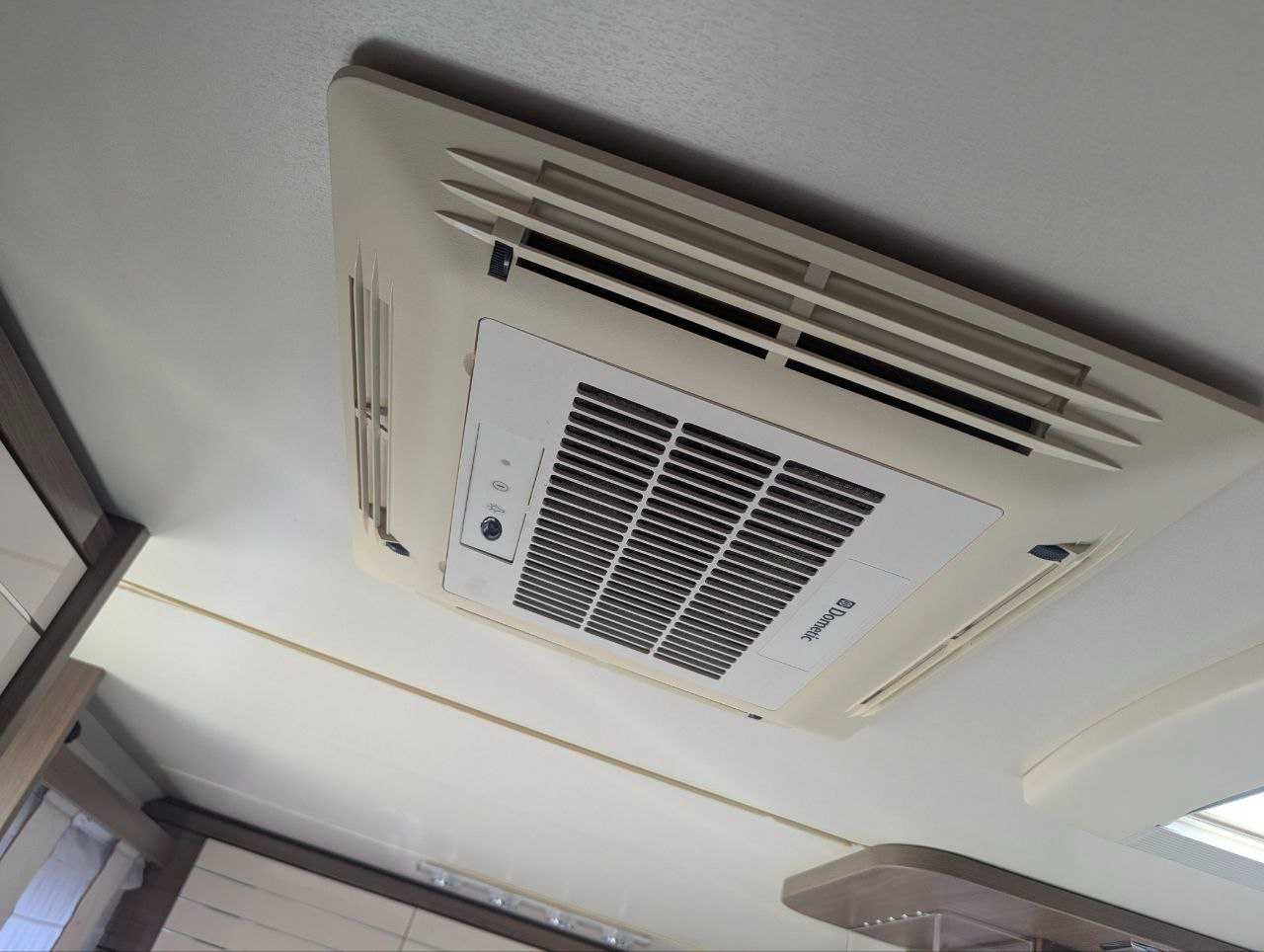 Продається Caravelair Sublim S 2014, автобудинок.