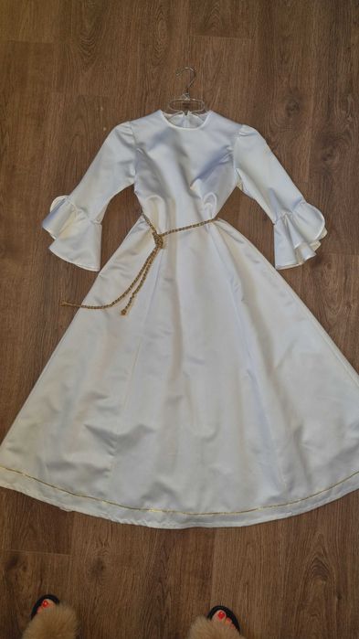 Alba, sukienka komunijna dla dziewczynki, 138-146 z pelerynką narzutką
