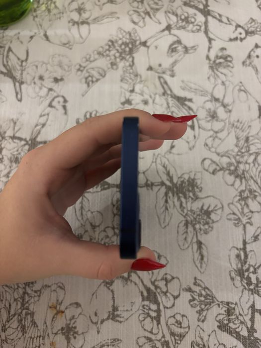 Iphone 12 mini (usado)