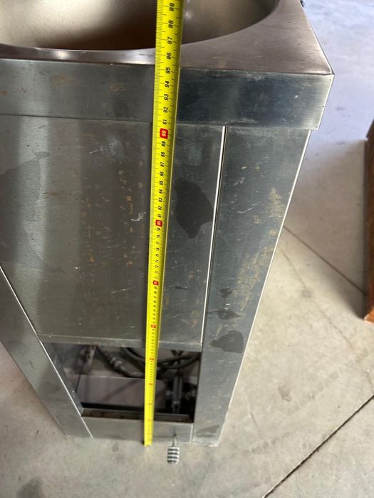 Bebedouro totalmente em inox