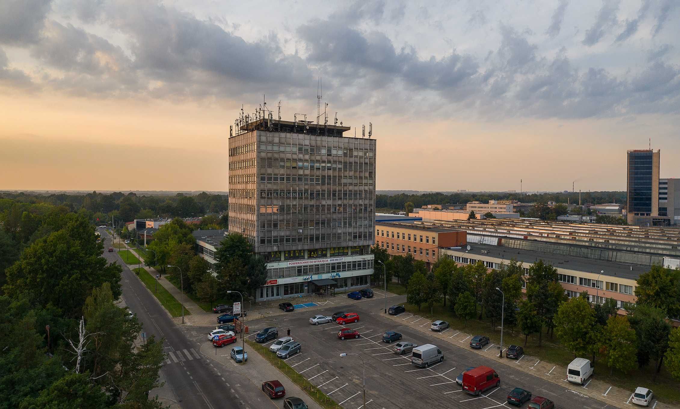 Lokal biurowy 21 m² 9 piętro na Teofilowie