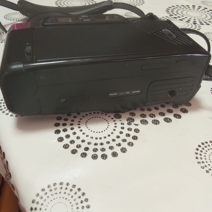 Máquina fotográfica Pentax autofocus 70x zoom