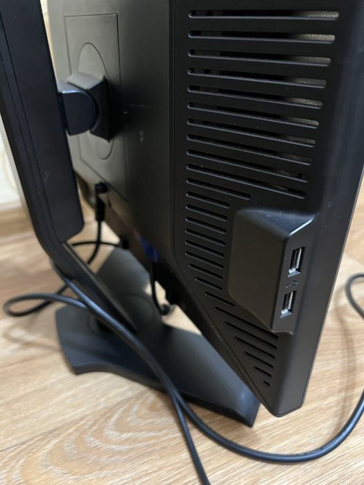Монітор Dell 190s в гарному стані