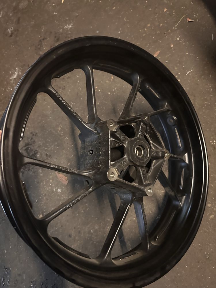 Koło przednie Yamaha mt07