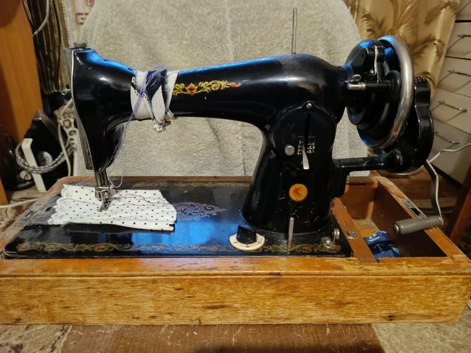 Швейна машинка .