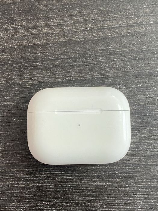 Кейс AirPods pro б/в