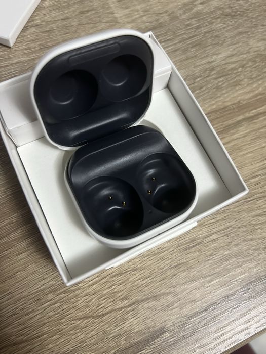 Навушник ОДИН В КЕЙСІ Galaxy Buds FE