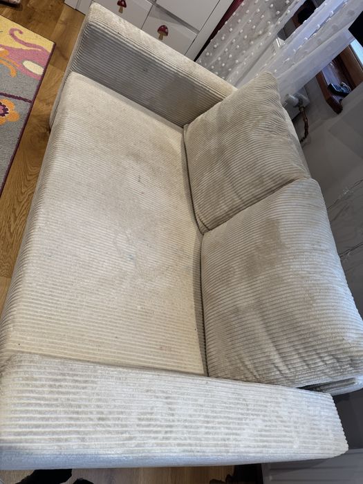 Sofa  bez  pojemnika