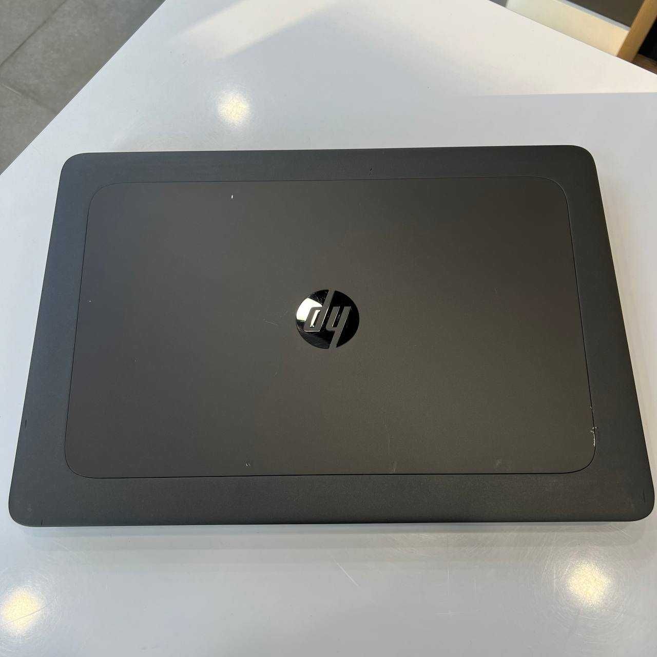 Ноутбук HP ZBook 15 G4 Intel Core i7-7820HQ/M620 2Gb/16Gb/256Gb SSD