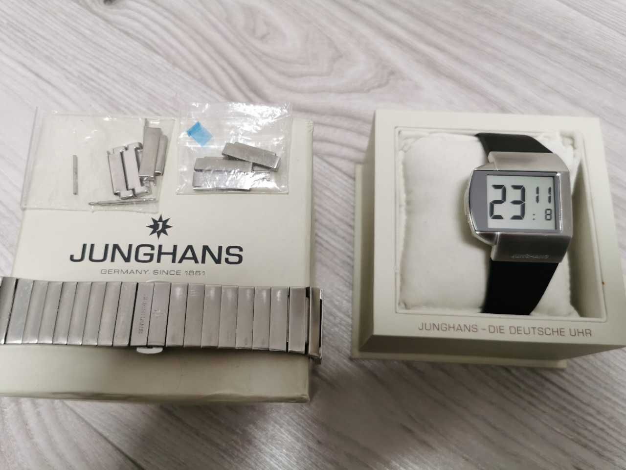JUNGHANS Mega Futura ref. 026/4100