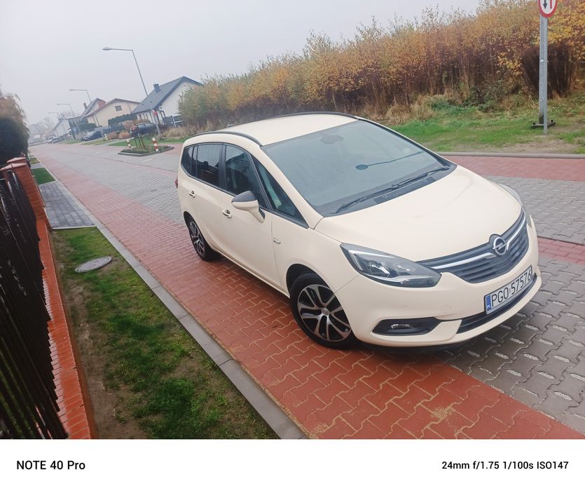 Opel Zafira c lift 2019 2.0 130KM AUTOMAT