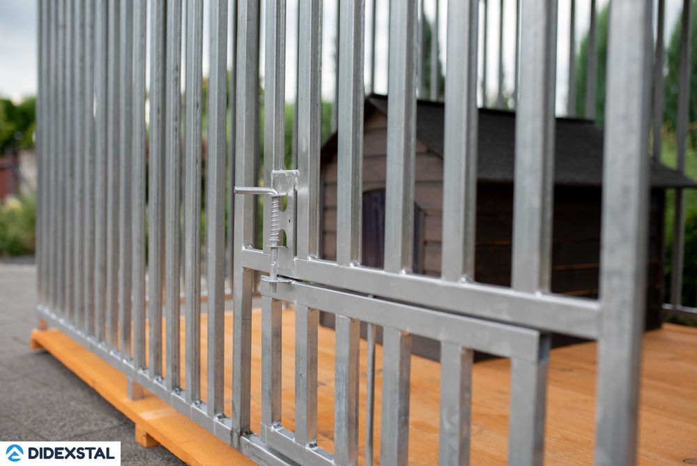 Kojec dla psa 3x2 ocynkowany; mocny profil + uchwyty na miski GRATIS