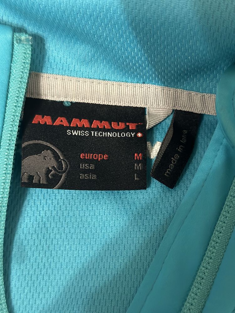 Куртка жіноча mammut