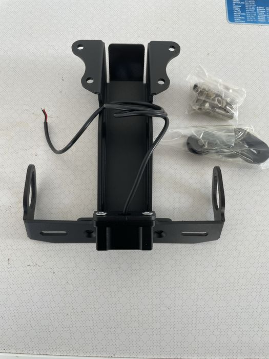 Suporte de matricula YAMAHA TRACER 9/900