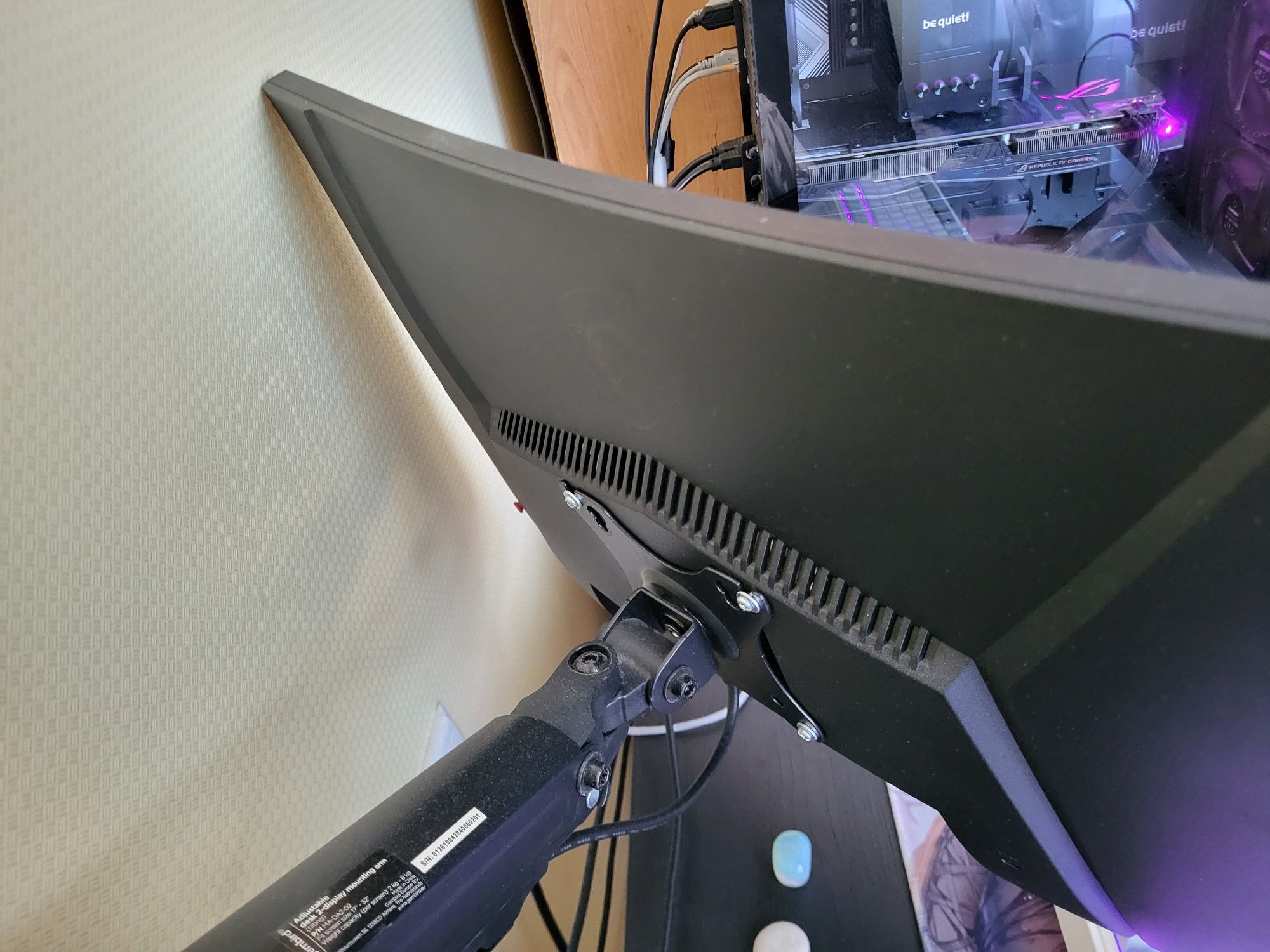 Монітор 23.6" MSI Optix G24C4 -- Full HD 1500R VA / 144Гц / 8-Bit / sR