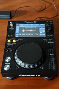 Pioneer DJ XDJ 700