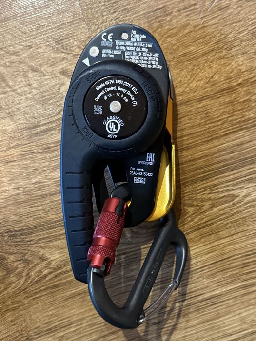 Przyrzad zjazdowy RIG