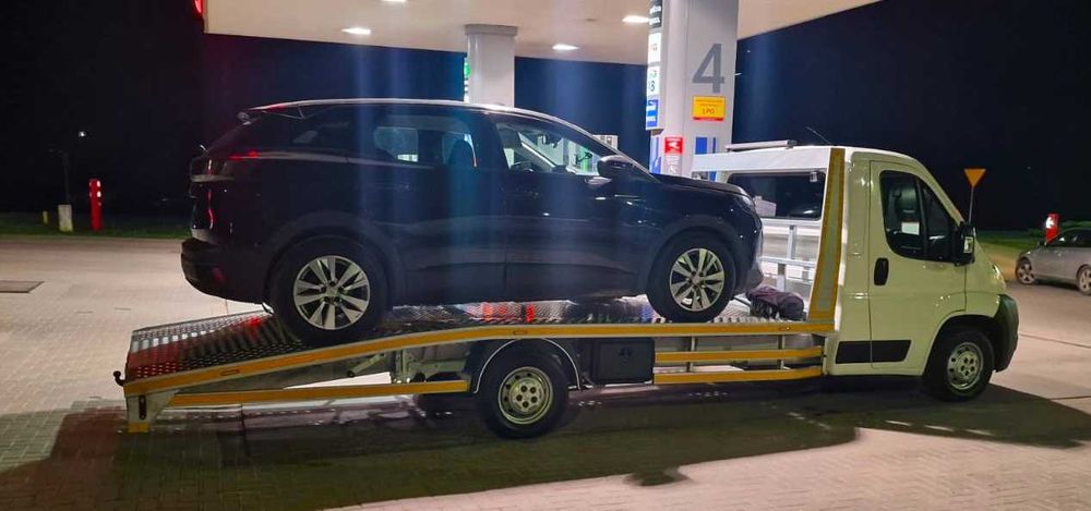 laweta autolaweta, holowanie, pomoc drogowa od 2.5 za km, transport