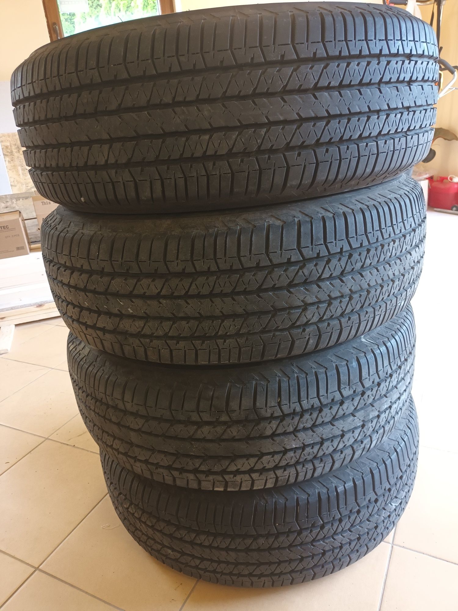 Opony Bridgestone Dueler h/t 684II 255/70/16 111T