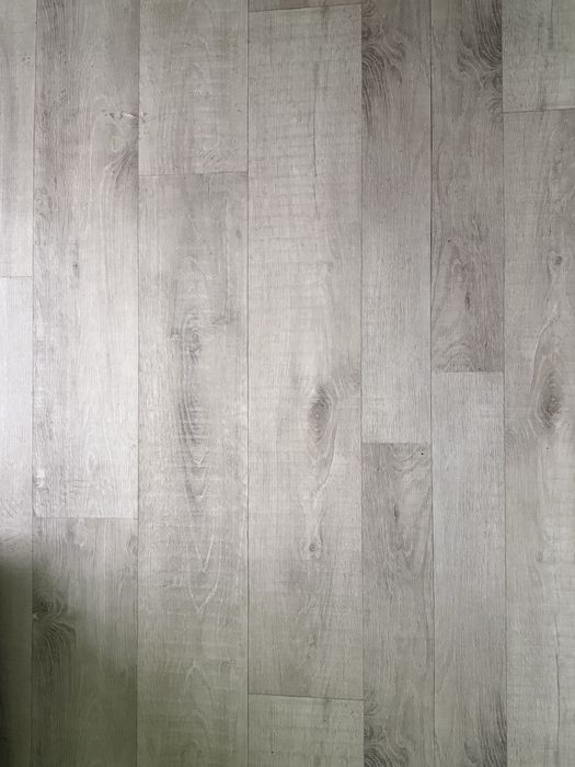 Лінолеум б у в ідеальному стані 15м2