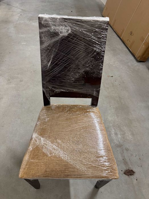 Conjunto de 6 Cadeiras de Madeira – Elegantes e Em Excelente Estado