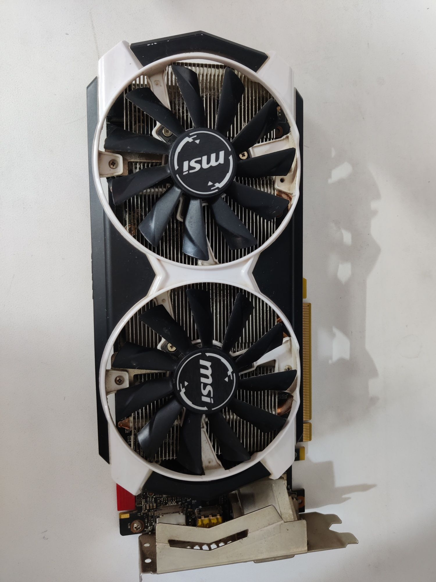 Видеокарта GTX 960 (не майнинг!)