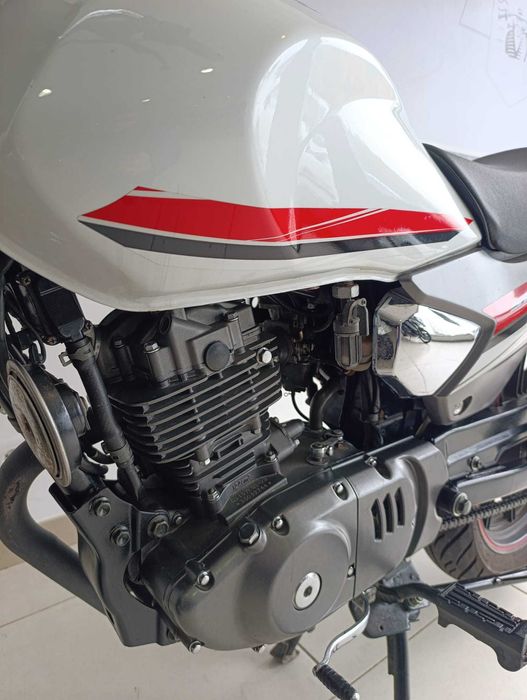 Super Keeway 125 semi nova