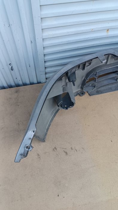 Vendo parachoque de frente citroen C3 ano 2002/05