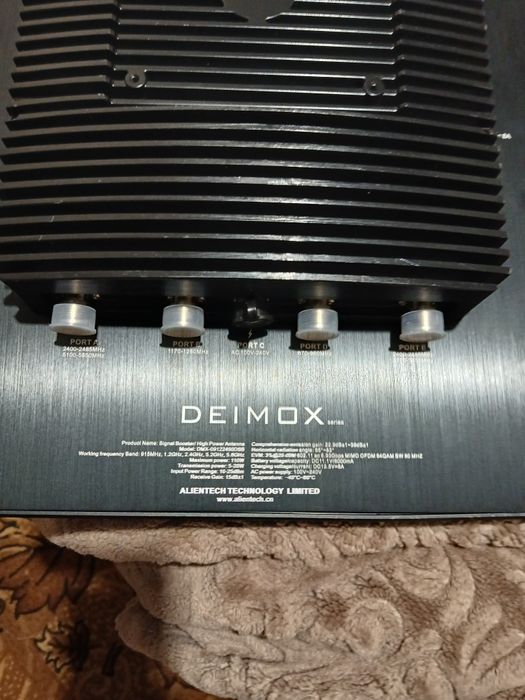 Усилитель  сигнала  антенны Alientech Deimox. Бу.цена договорная робоч