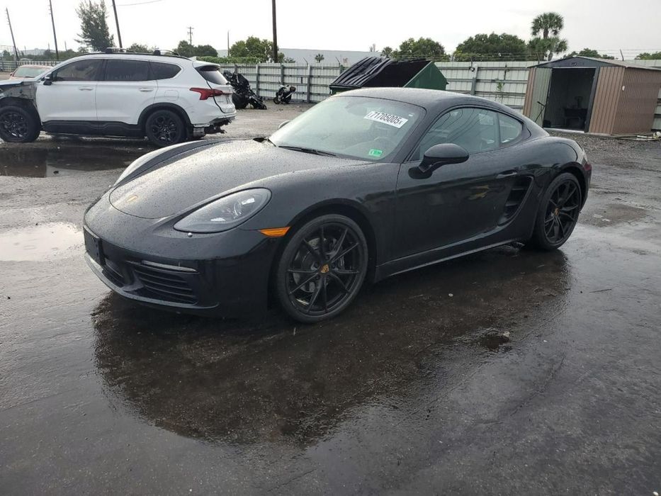 Porsche 718 Cayman Auta z USA - Zapytaj o więcej ofert!