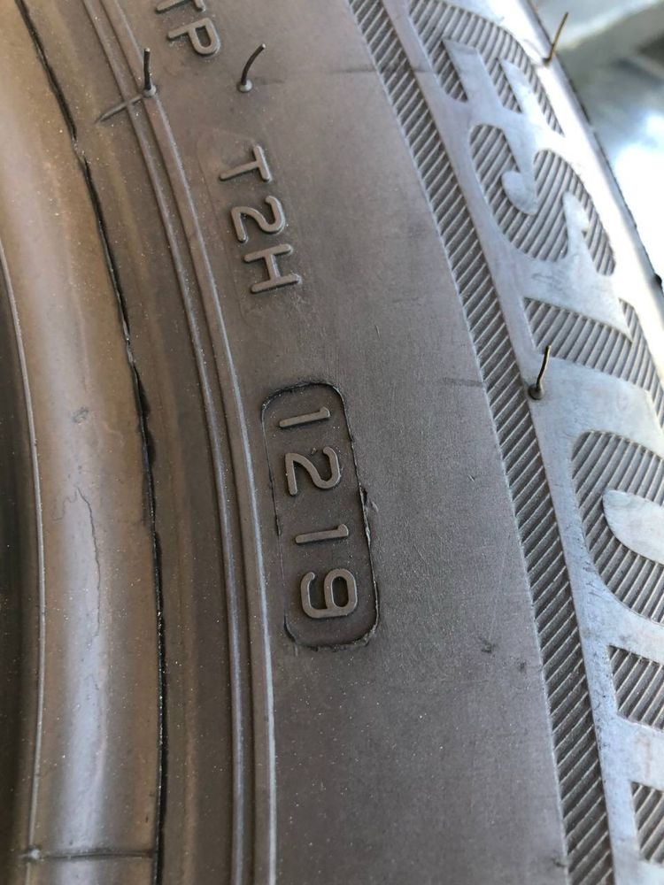 Розпаровка 205/60 r17 Bridgestone Blizzak LM001 2019р (153)