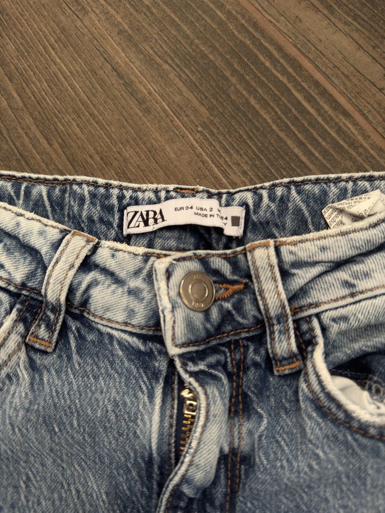 Трендові джинси zara з розрізами