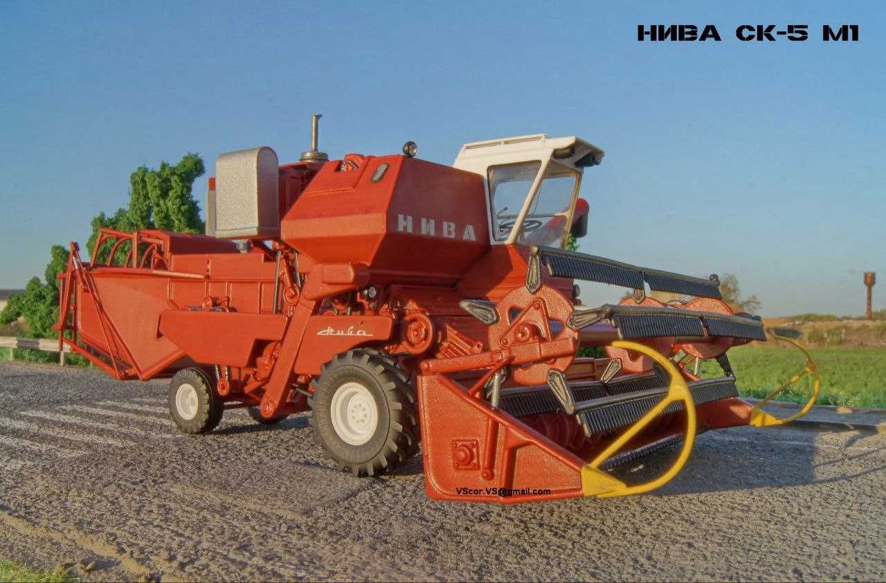 Масштабная модель комбайна зерноуборочного НИВА СК-5 М1 1:43 VScor